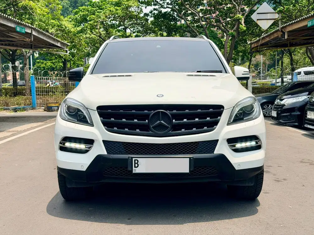 MERCEDES BENZ ML250 CDI AT 2015 PUTIH
