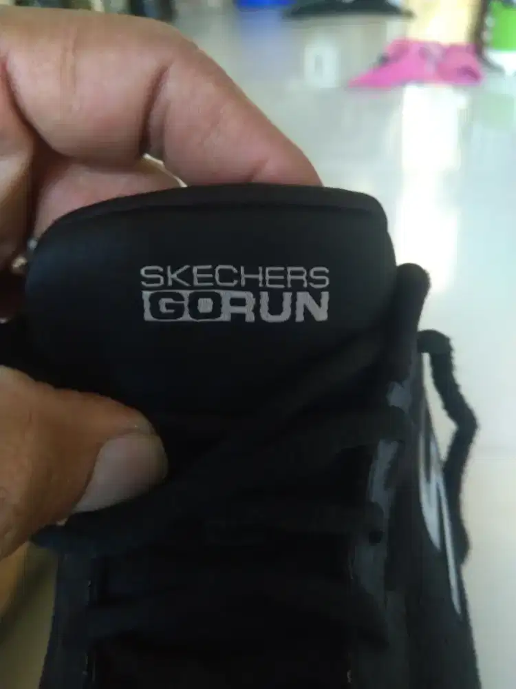 Jual sepatu dua pasang