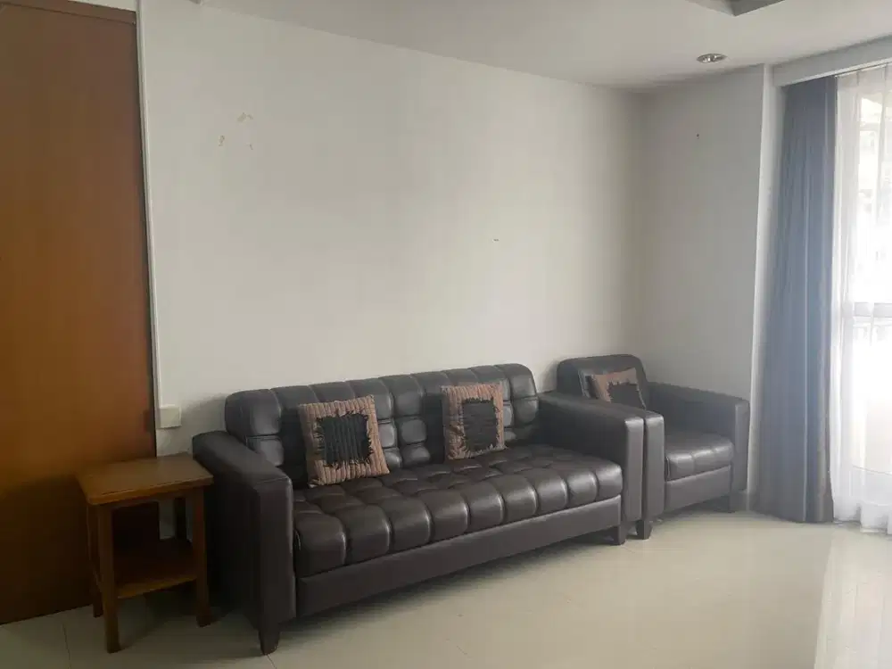 Cari Apartemen Nyaman dan Hemat? Paladian Park Disewakan Hanya 50 Juta/Tahun! 73555 SV