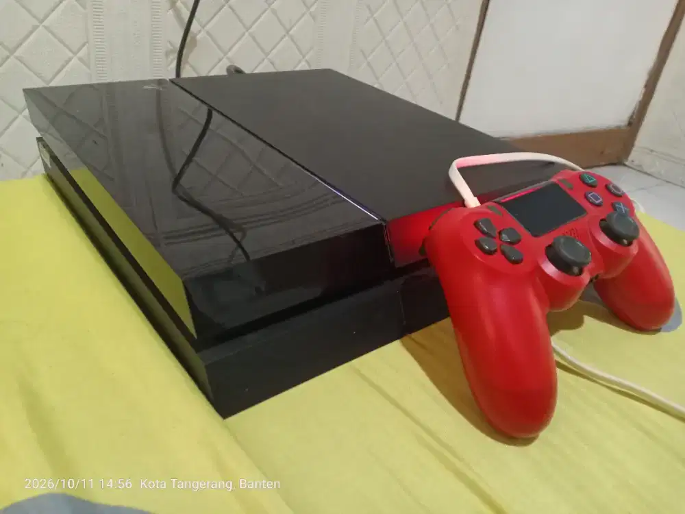 PS4 kondisi Masi sangat bagus