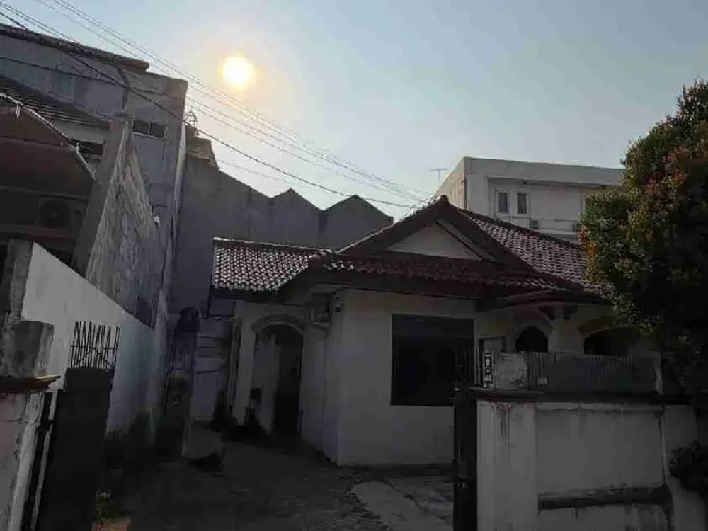 Dijual Rumah Strategis di Perumahan Qoriyah Thayyibah Srengseng Kembangan JAKBAR