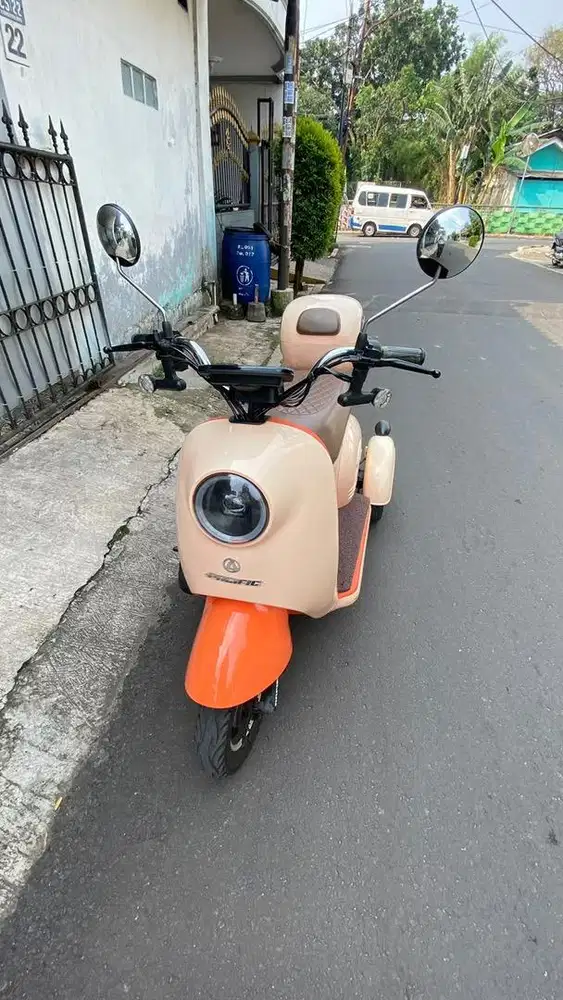 Sepeda Listrik Pacific Crosser VX