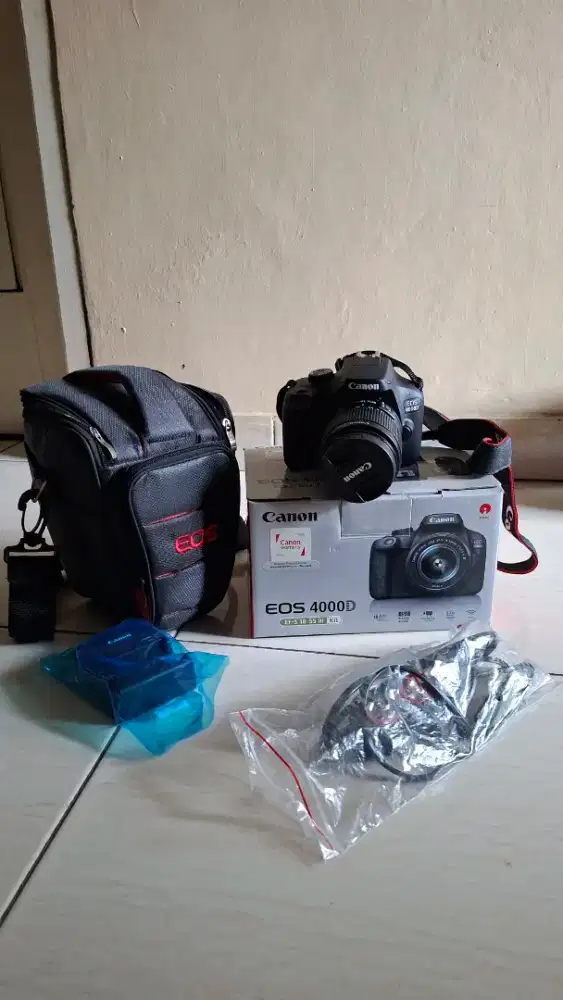 Kamera Canon EOS 4000D