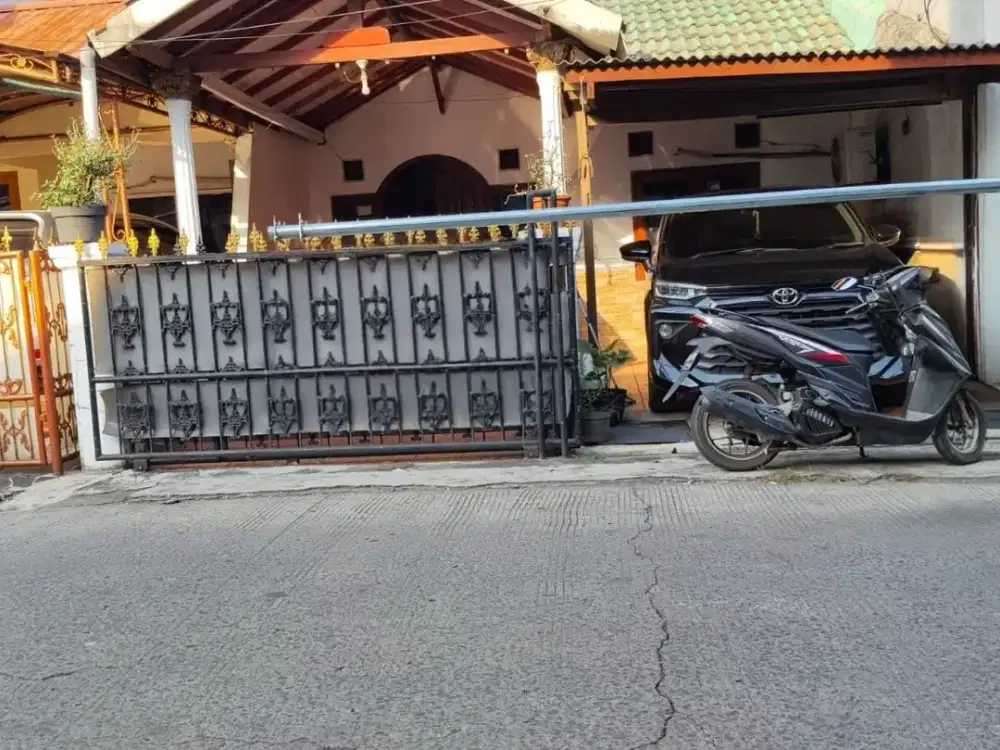 DIJUAL CEPAT RUMAH 2 MOBIL STRATEGIS 5 MENIT KE STASIUN CAKUNG DI HARAPAN BARU 1 BEKASI