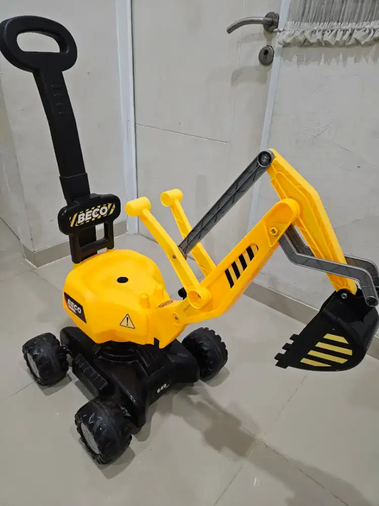 Eskavator Mainan Anak (Beco)