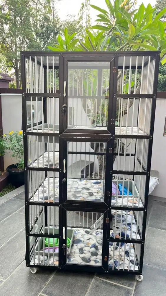 Kandang Kucing 3 lantai