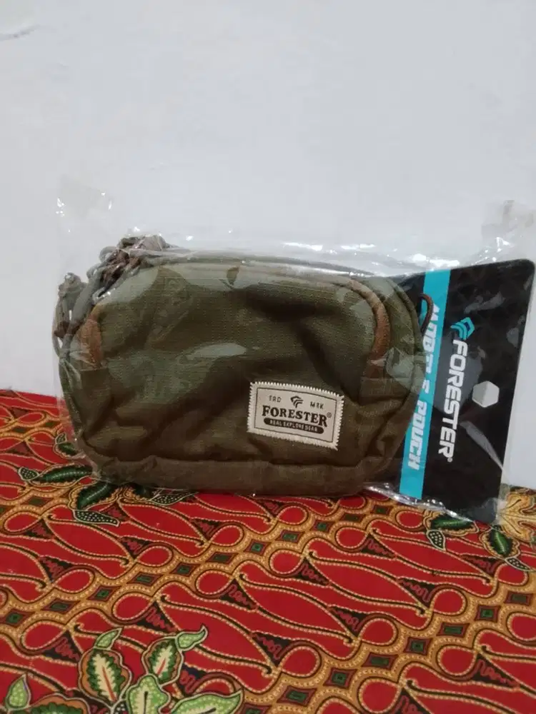 Tas Mini Selempang Forester