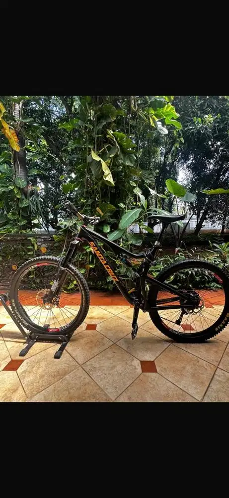 Sepeda MTB Santa Cruz