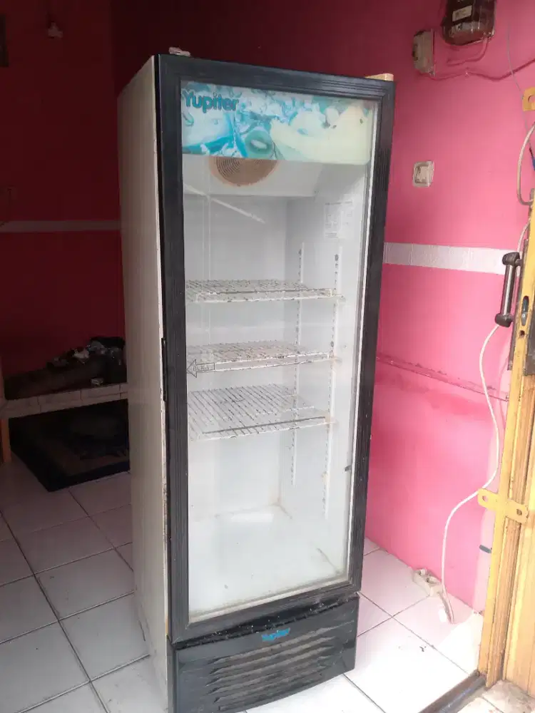 Showcase Kulkas buat minuman/buah buahan/sayuran