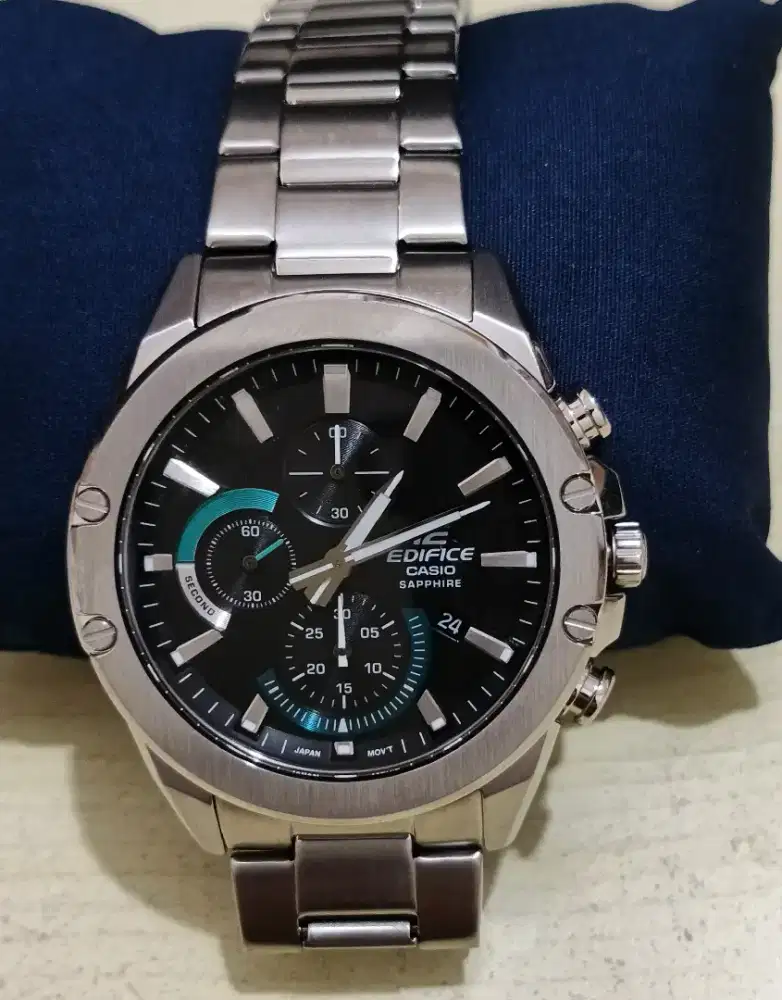 Baru, Casio Edifice EFR-S567D-1AVUDF