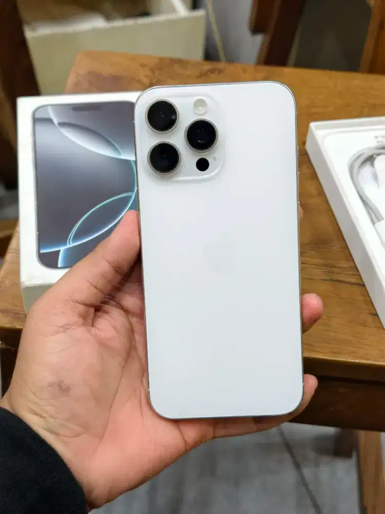 iPhone 16 Promax 256Gb Super Likenew Garansi iBox Aktif