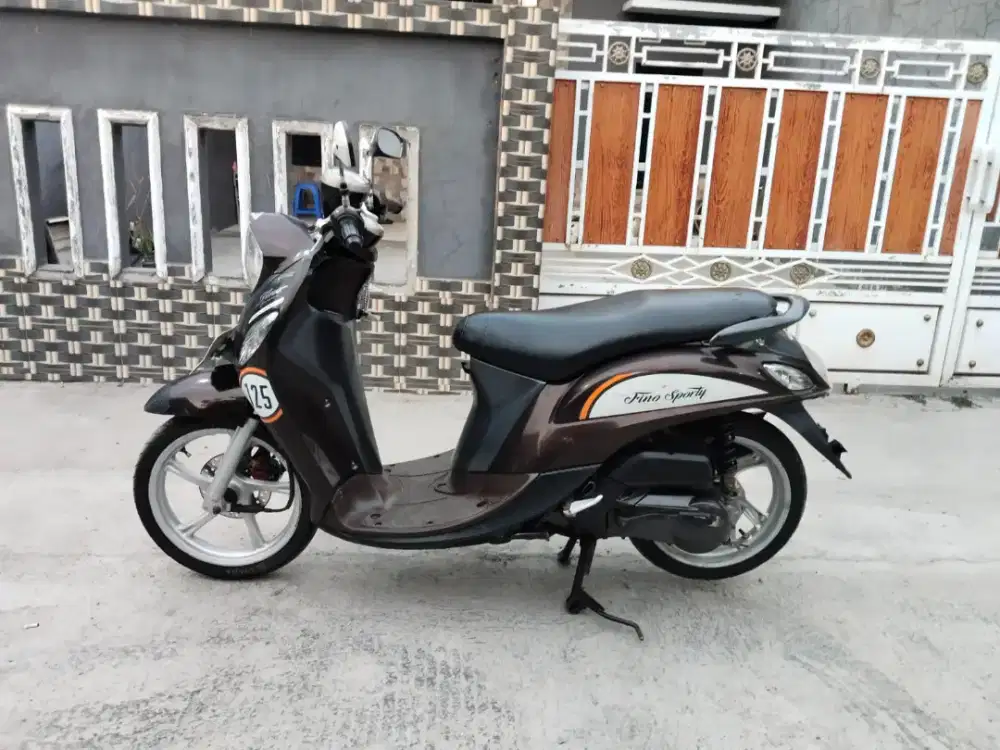Yamaha Fino 125cc thn 2018 mesin cvt halus siap pakai di Tangerang