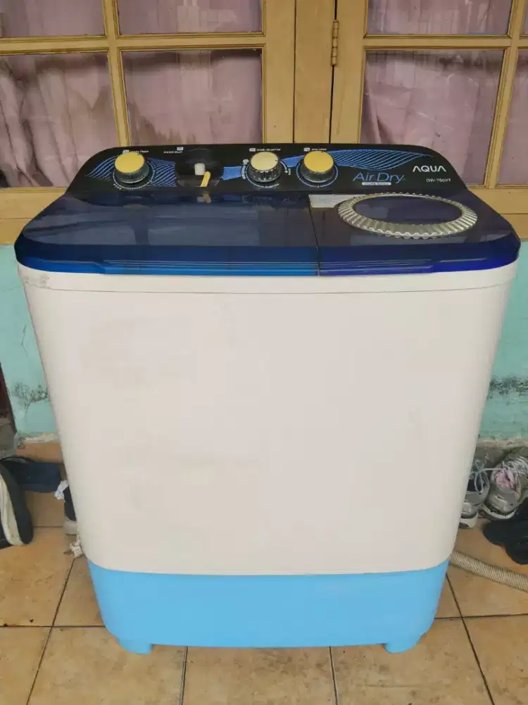 Mesin cuci aqua