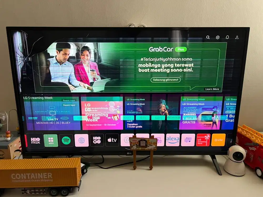 LG Smart TV 4K UHF