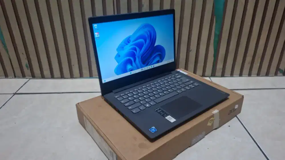 Laptop Msi Thin 15 B12VE