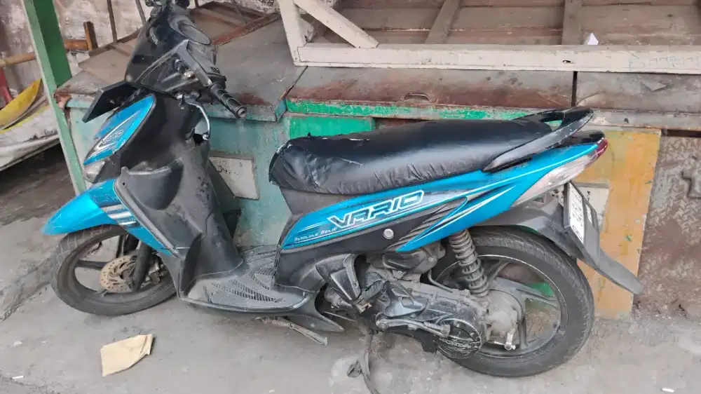 Matic Honda Vario Biru  2008