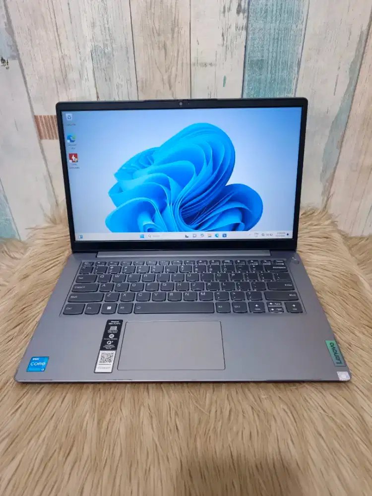 Jual Cepat Lenovo Ideapad Slim 3 Core i3 Gen 11 Ram 8 SSD 512