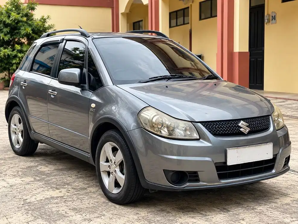 Suzuki SX4 X-Over 1.5 AT 2011 Matic