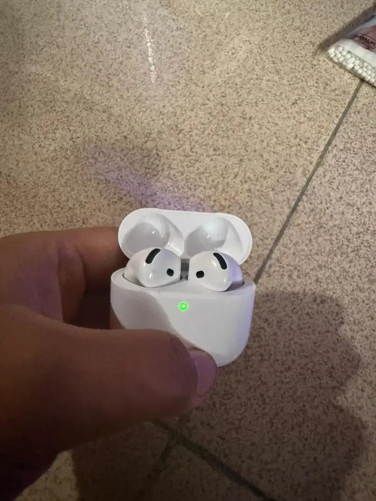 Airpods 4 anc, like new 2jt nego