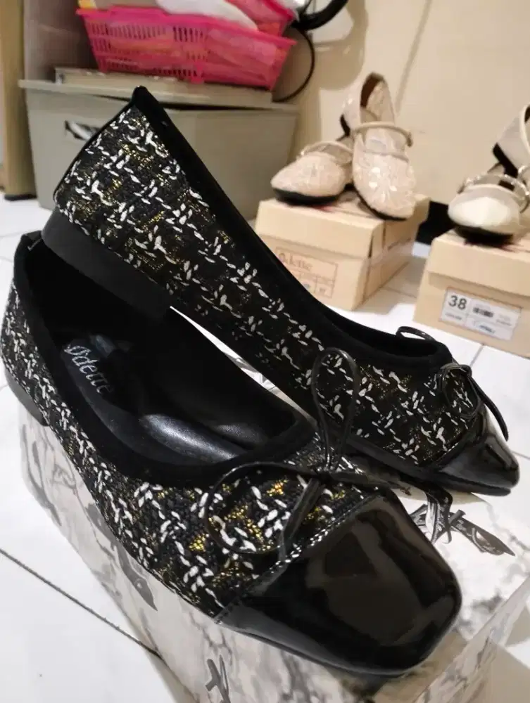 Jual sepatu flat baru