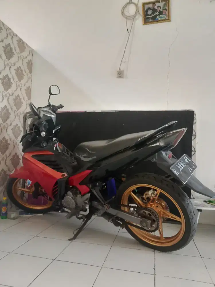 Di jual jupiter mx new 2012 ,,harga 5 jt net