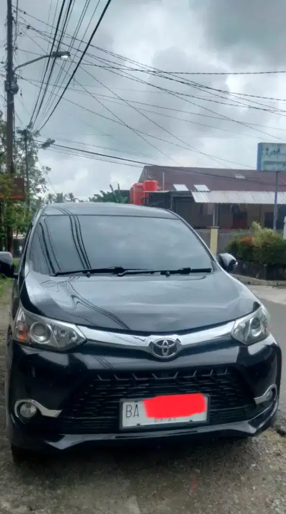 Toyota Avanza Veloz 1.5 metic