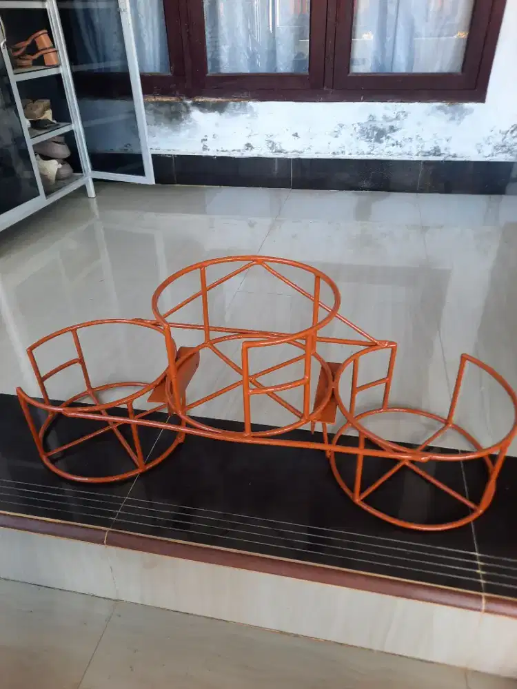 Besi angkut aqua galon di jual segera
