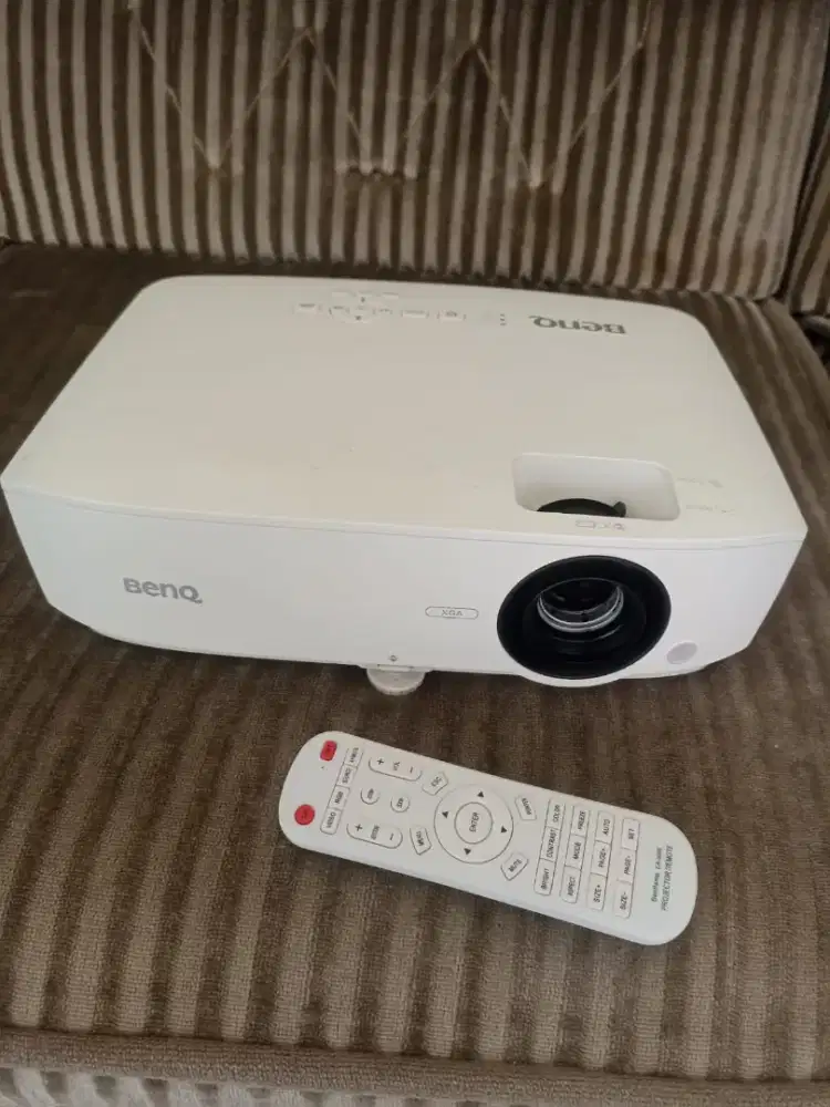 Proyektor Benq MX532