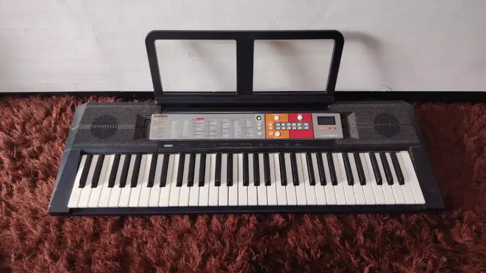 Keyboard Yamaha PSR-F50