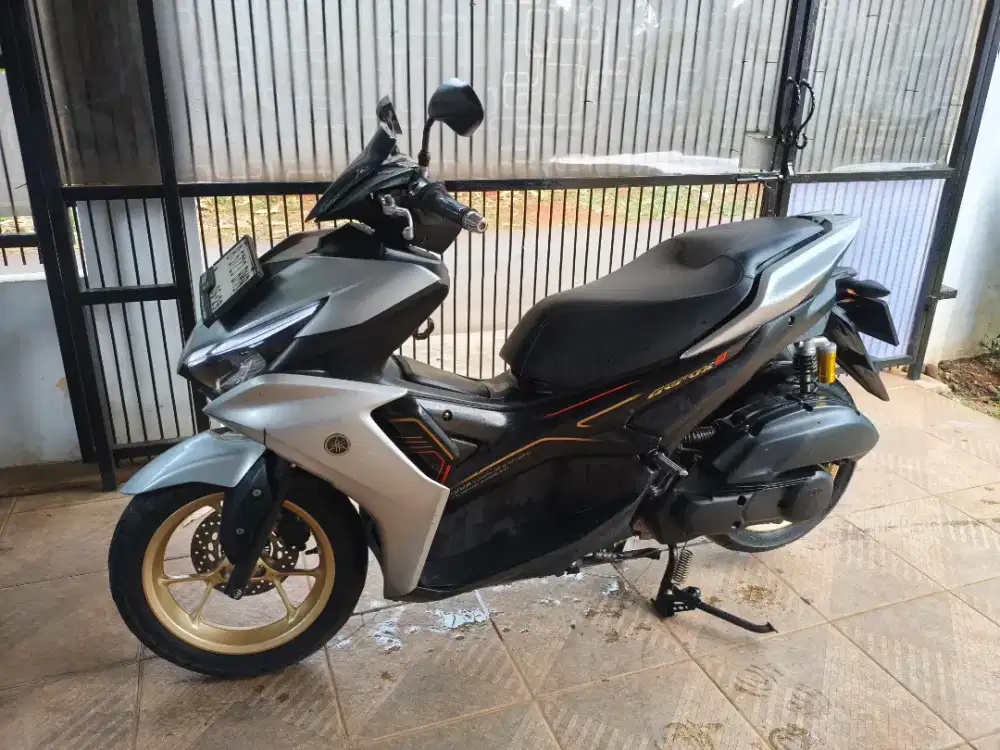 Aerox New Connected 2024 Keyless ABS Silver Lengkap