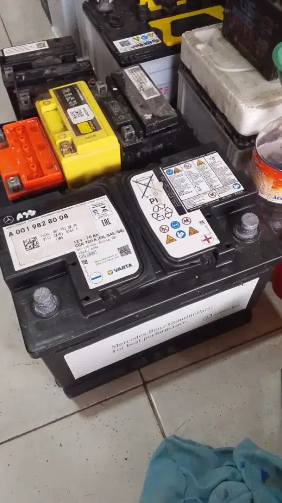 Aki mobil seken kering varta ln3 70 amper mercy bmw Innova rebon vrz