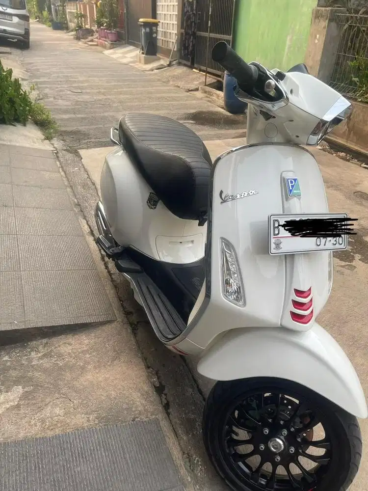 Dijual vespa sprint S 150 individu