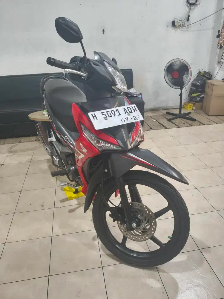 Supra 125 cw fi istimewa