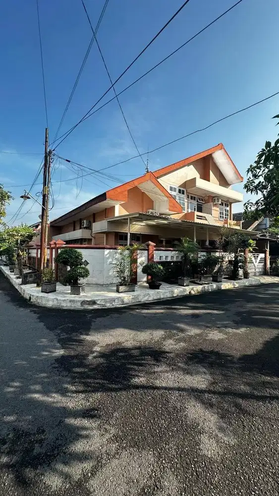 Jual Rumah Surabaya Strategis