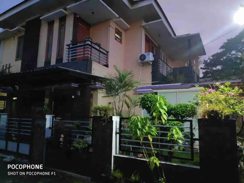JUAL RUMAH & KLINIK DOKTER 5 Milyar di GENTAN SOLO