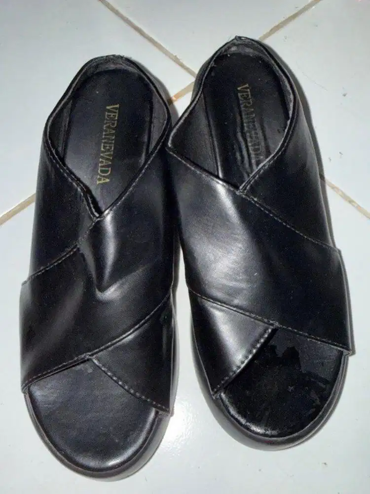 Sandal wanita veranevada