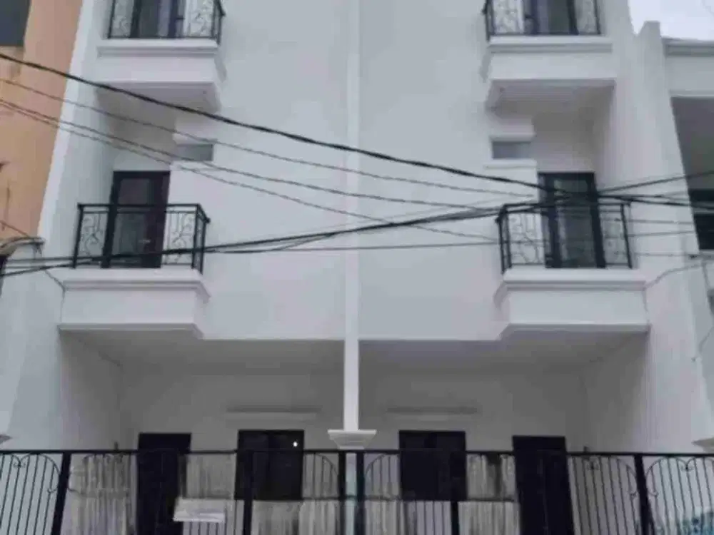 Rumah di Muara Karang Blok 2