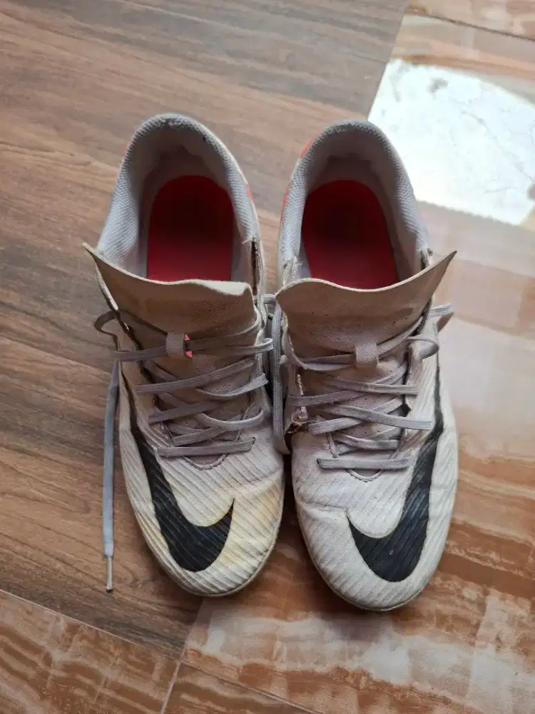 Sepatu futsal nike ORI Size 42