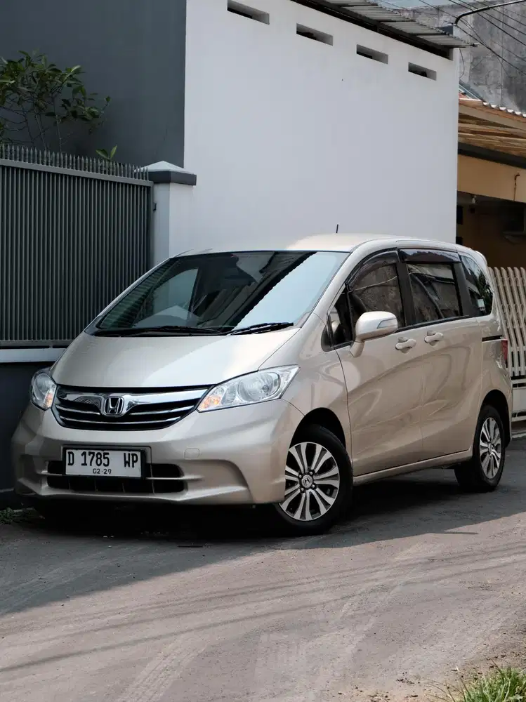Honda Freed SD AC Double 2013 TDP.20Jt