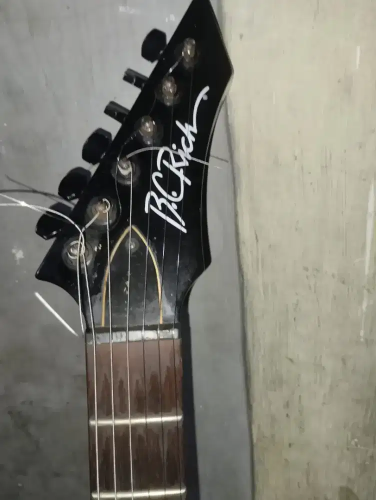 Bc rich Mockingbird