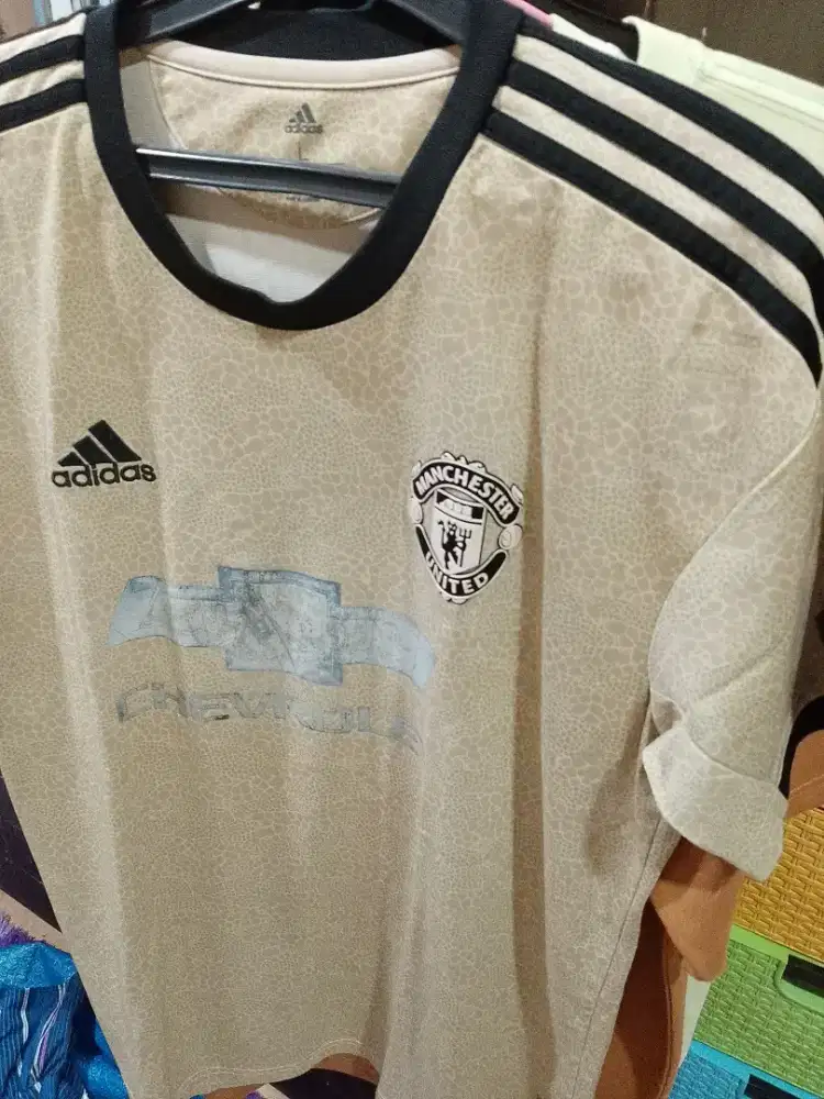 Jersey MU preloved..