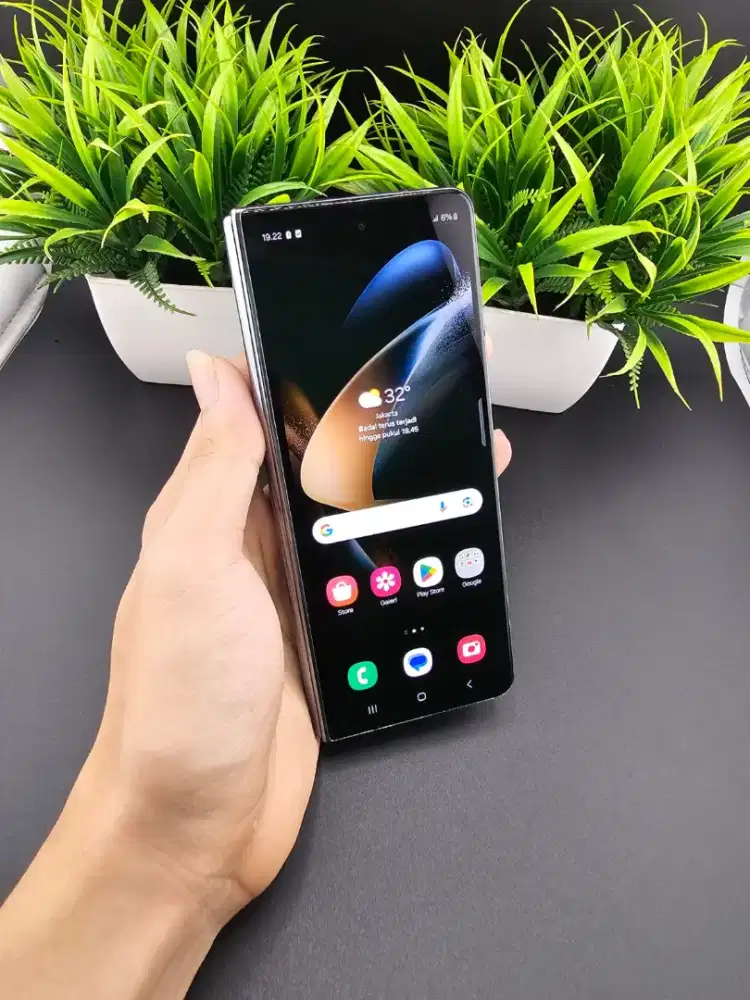 SAMSUNG GALAXY ZFOLD 4 12/256 GB GARANSI RESMI SEIN