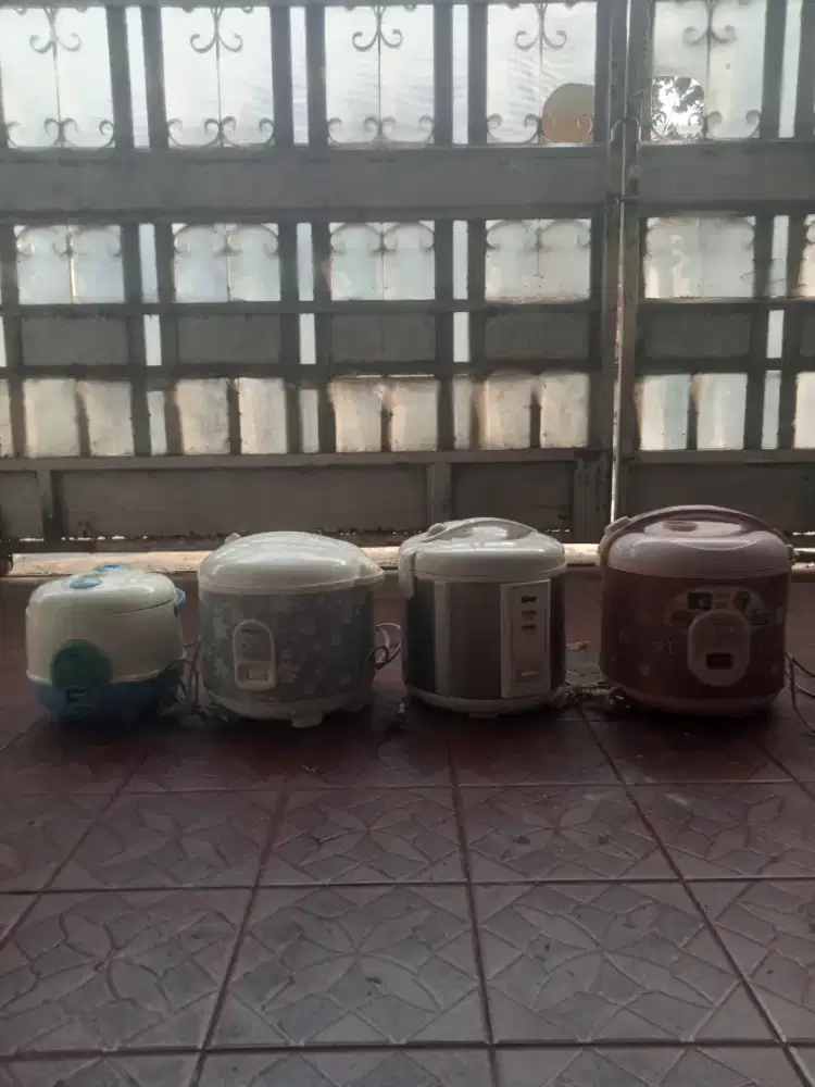 Rice cooker Rusak 4 pcs jual borongan