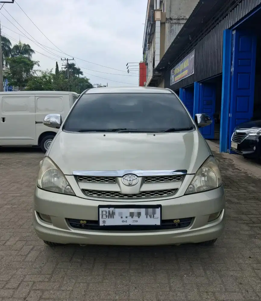 Innova G 2.0 Matic 2011 Silver