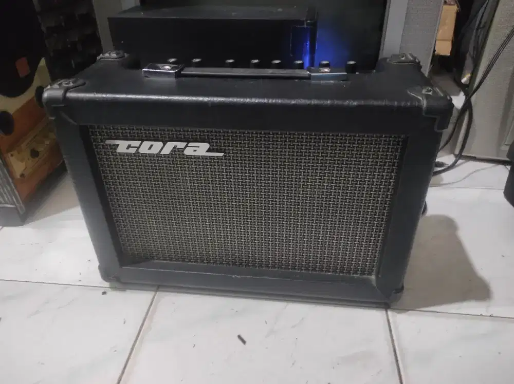 Amplifier guitar cora type GM206C masih original suara ok mulus