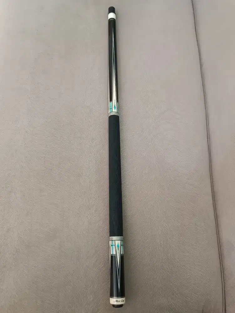 Butt Billiard Mezz mi3 limited edition stick bilyar second like new