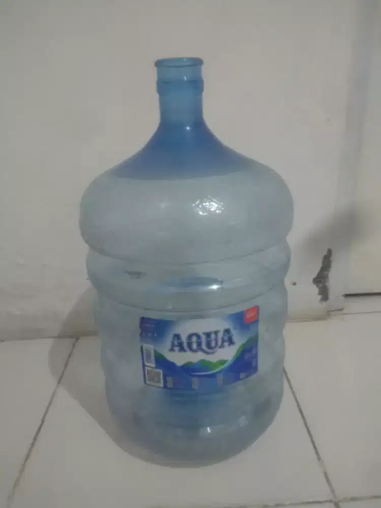 Galon Aqua bening kosong