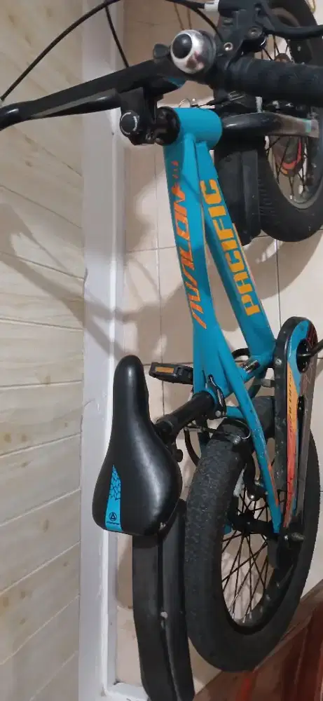 Sepeda BMX Pacific