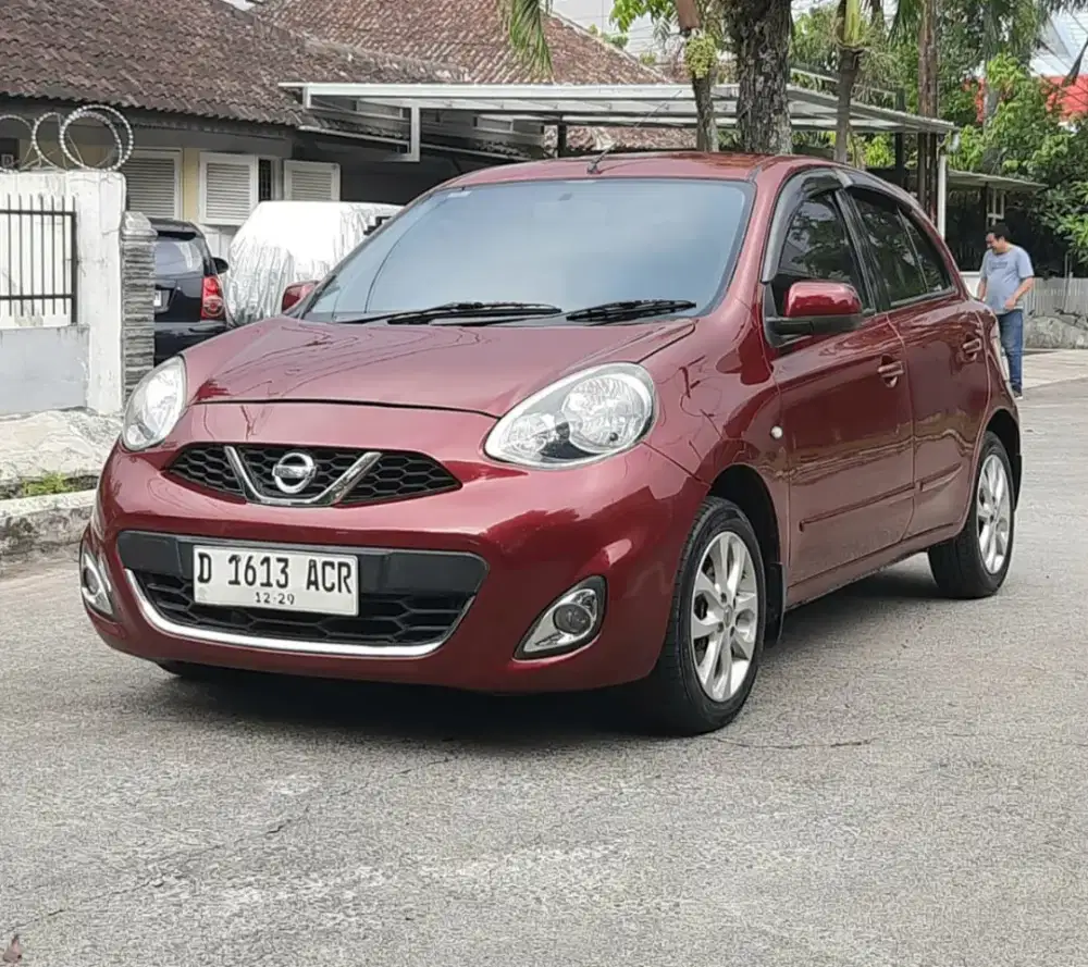 MARCH XS 1.5 AT 2014 KM 129rb ISTIMEWA BANDUNG