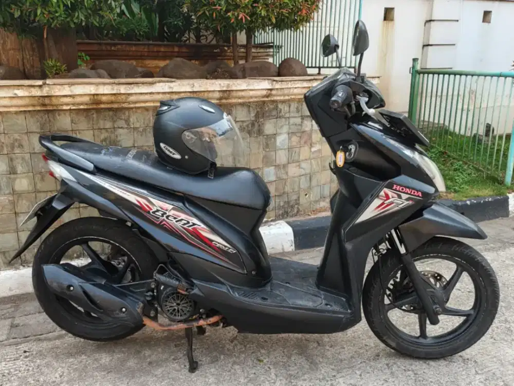 Di jual cepat motor Beat 2015